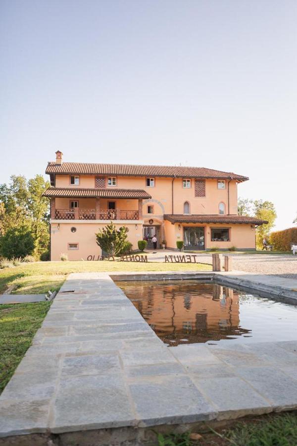 Tenuta Montezeglio Country Family House Invorio Inferiore Dış mekan fotoğraf