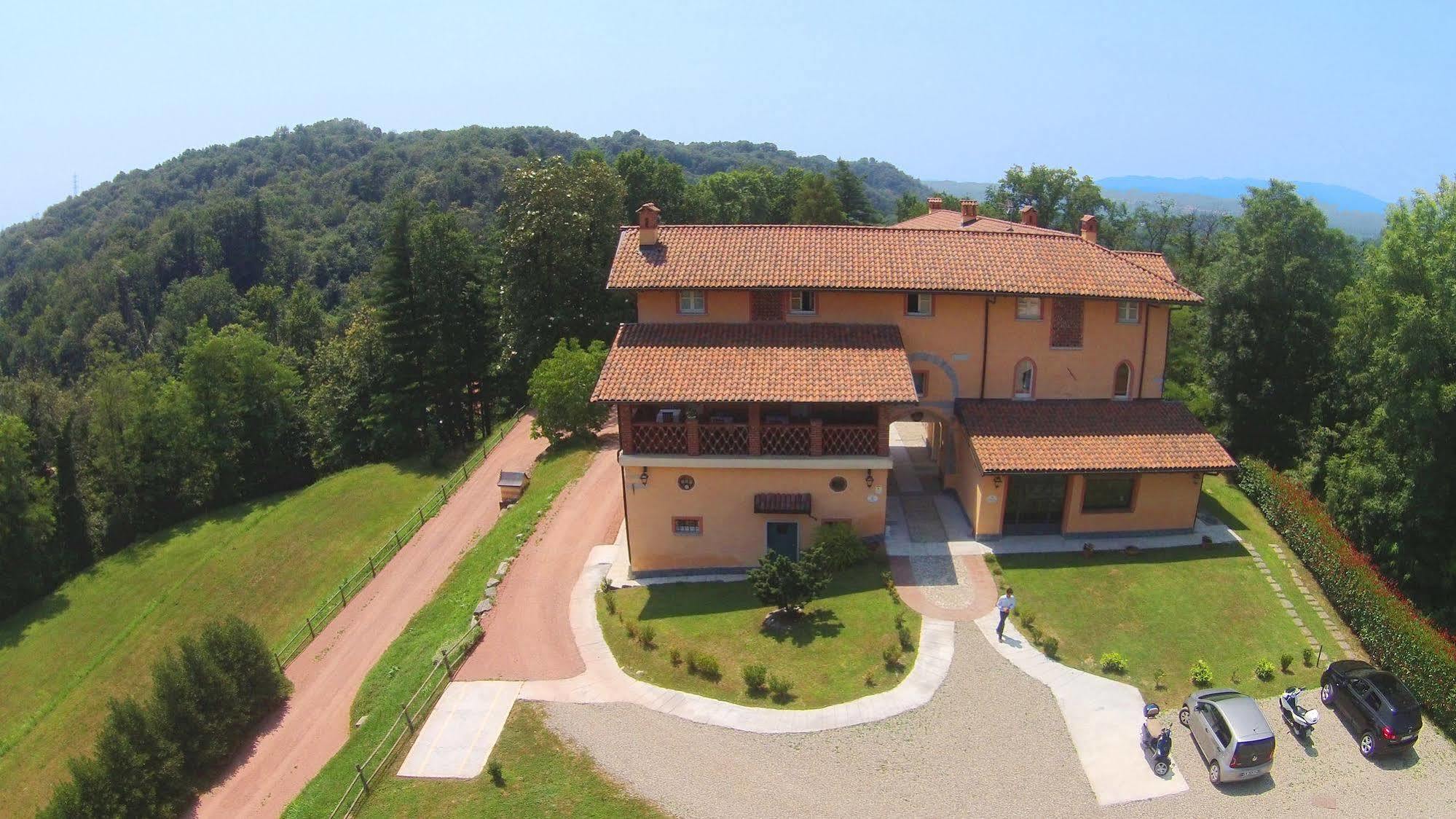 Tenuta Montezeglio Country Family House Invorio Inferiore Dış mekan fotoğraf